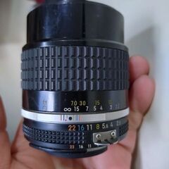 レンズは優良品 Ai-s Nikkor 105mm F2.5  ★分解清掃済の画像