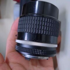 レンズは優良品 Ai-s Nikkor 105mm F2.5  ★分解清掃済の画像