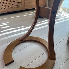 サイドテーブルの画像