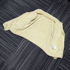 130cm 無印良品　MUJI クリーム色　ベージュ　アウター　上着　ジャケットの画像