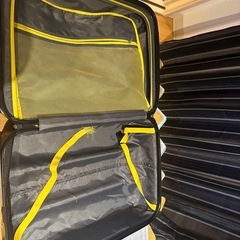 サムソナイト キャリーケースの画像