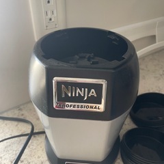 Nutri Ninja ニンジャ　ブレンダーの画像