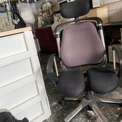 会議用椅子
の画像