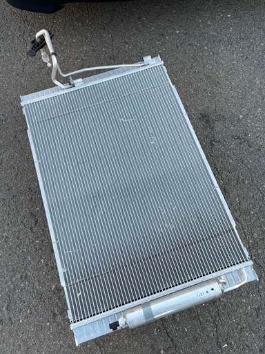 Z34 370Z 純正コンデンサ