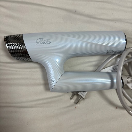 【取引成立済】ReFa BEAUTECH DRYER SMART(ホワイト)
