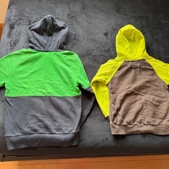 NIKE 120〜140cm フーディパーカー　緑の画像