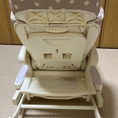 Apricaアップリカ ココチーノ　ハイローチェアの画像