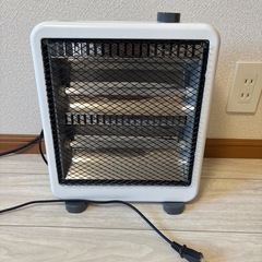 ニトリ　電気ストーブの画像
