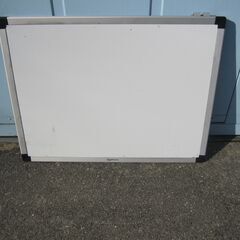 壁掛けホワイトボード　600ｘ450　の画像