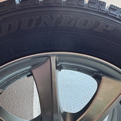 スタッドレスタイヤ/ダンロップの画像