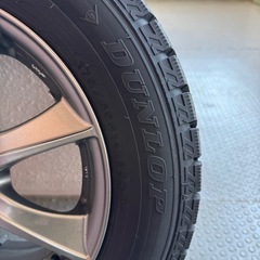スタッドレスタイヤ/ダンロップの画像