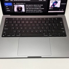 MacBook Pro M2 Pro 14インチ / 16GB / 512GB / バッテリー94%/43回の画像