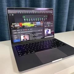 MacBook Pro M2 Pro 14インチ / 16GB / 512GB / バッテリー94%/43回の画像