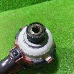 マキタ(makita) TD001GZ 充電式インパクトドライバ【船橋馬込店】【店頭取引限定】【中古】管理番号：ITIEEUMD04OMの画像