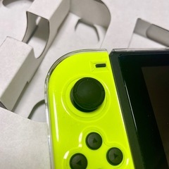 switch 本体　ケース類付きの画像