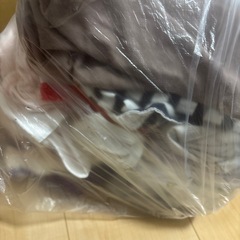 ベビー服　90センチ以下　写真以外にも大量追加　
45リットルパンパン一袋まとめ売りの画像