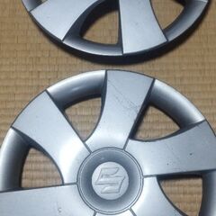 スズキ純正ホイールキャップの画像