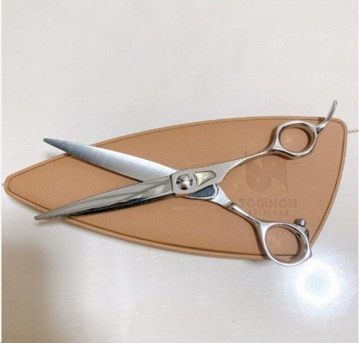 理美容用シザー　トギノン　マリンシャーク　6.8