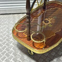 店頭引き渡し 中古 イタリア製 配膳ワゴン アンティーク レトロ ワゴン 豪華装飾の画像