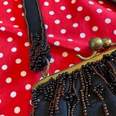 ビーズガマ口　手提げバッグの画像