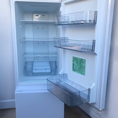 ヤマダオリジナル 冷蔵庫 179L 右開き 2ドア 幅48.6cm 一人暮し向け YRZ-F17M 2025年製 クリーニング済みの画像