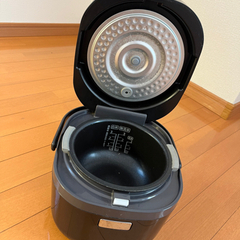 SHARP 炊飯器 3合炊きの画像