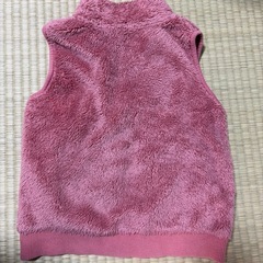 ユニクロ　ボアベスト　120cmの画像