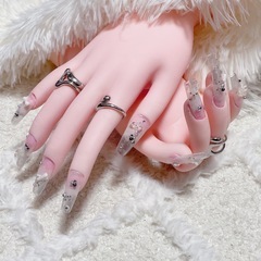 ハンドメイド　ネイルチップの画像