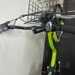 東京23区配達無料🌈新基準 Panasonic パナソニック ギュットミニ　13.2Ah リチウム 電動自転車中古　1970の画像