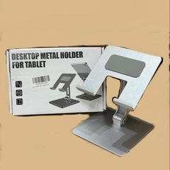 新品❤️ 金属製タブレットスタンド シルバーの画像