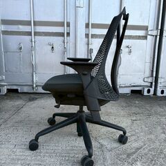 ハーマンミラーセイルチェアの画像