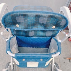 シルバーカー　ブルーの画像