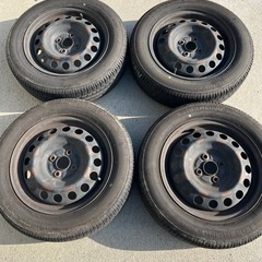 15インチ スチールホイール＋タイヤ4本／175/65R15／トヨタ純正ホイールキャップ付の画像