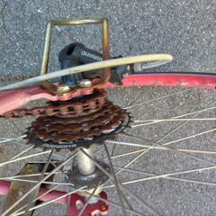 メーカー不明。外装6段変速、7,000円のクロスバイク、仏式、自転車出張修理屋グッドサイクルが出品。の画像