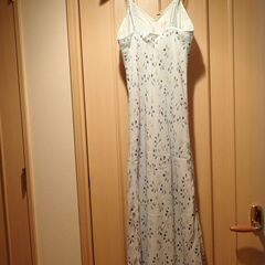 花柄キャミソールロングワンピース Mサイズの画像