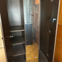 木製ワードクローゼットの画像