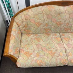 カリモク　ソファの画像