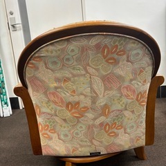 カリモク　1人ソファ　椅子の画像