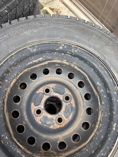 ダンロップ　ウインターマックス　145/80-12 2023年製　ほぼ新品です　ホンダ用球面ナット用ホイールです