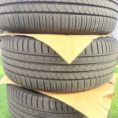 21インチアルミホイールタイヤセットの画像