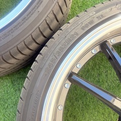 21インチアルミホイールタイヤセットの画像