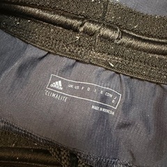 adidasメンズショートパンツ　ネイビー　Oサイズの画像