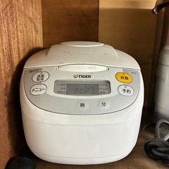 炊飯器の画像