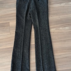 【GAP】ウール混紡 グレー フレアパンツの画像