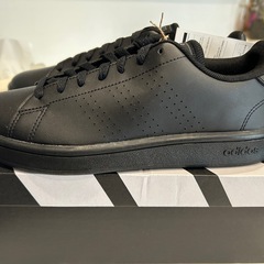 【未使用】adidas　スニーカー　25cmの画像