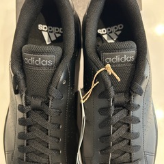 【未使用】adidas　スニーカー　25cmの画像