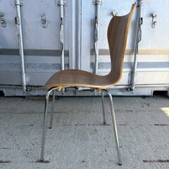 木目調デザインチェアの画像