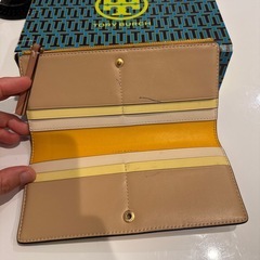 TORY BURCH 長財布の画像