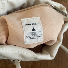 niko and...マルチ2WAY巾着ショルダーバッグの画像