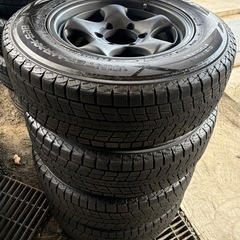 ハイエース　タイヤホイール　の画像